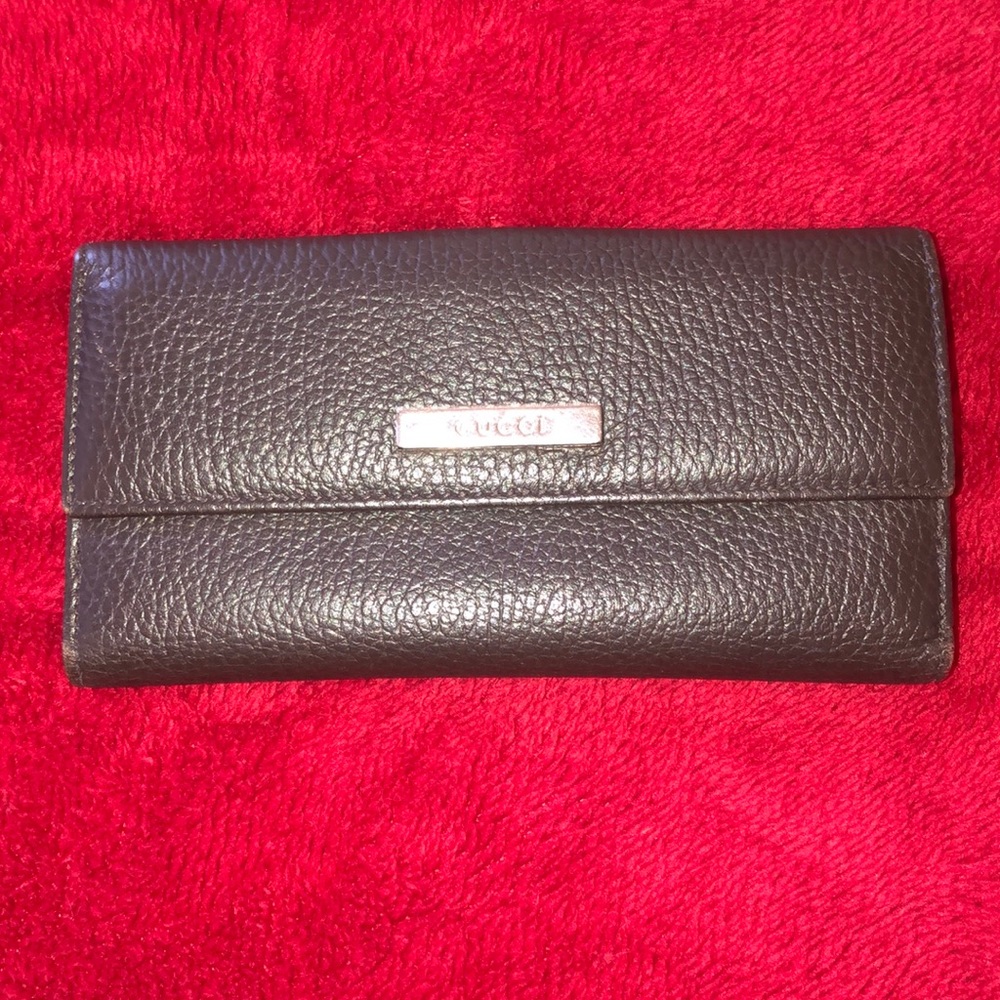 Brown leather Gucci wallet